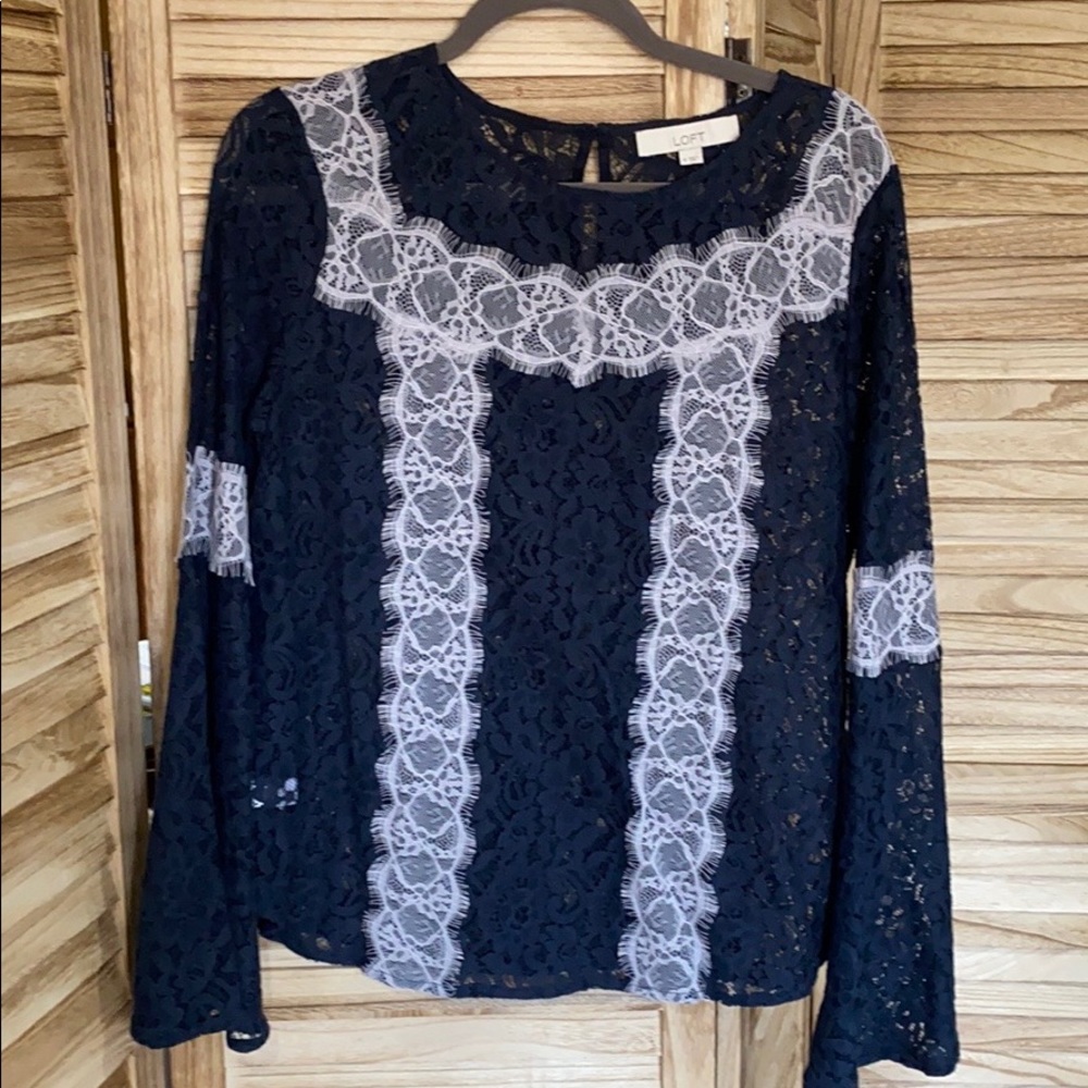 Loft lace bell sleeve top
